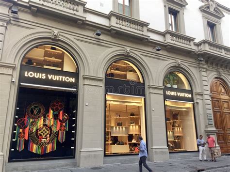 louis vuitton italy shop|Italy Louis Vuitton outlet.